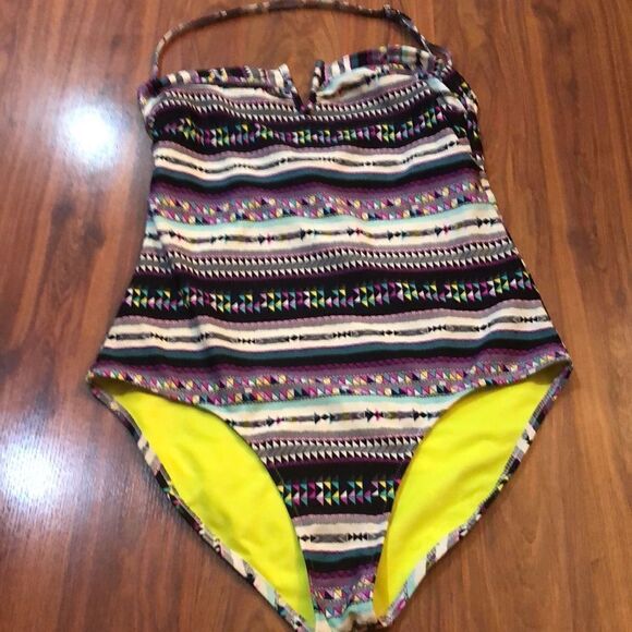 Jessica Simpson One piece bohemian swimsuit M - Picture 9 of 9